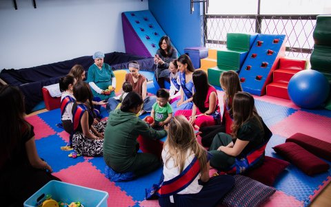 El trabajo social es uno de los elementos más importantes del año de reinado.