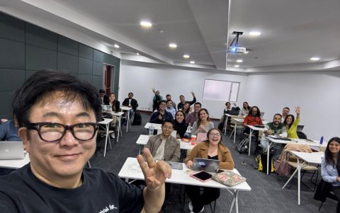 Expertos surcoreanos en negocios e innovación brindaron las capacitaciones.