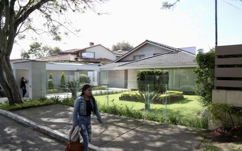 Las viviendas y urbanizaciones de Cumbayá buscan fusionar la armonía de los paisajes del valle con estructuras de lujo.