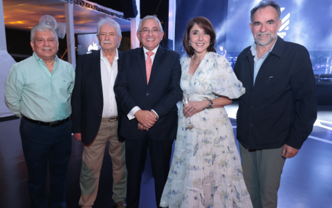 Roberto Concha, Felipe Cordovez, David Concha, Lupe Neme de Concha y Félix Pando.