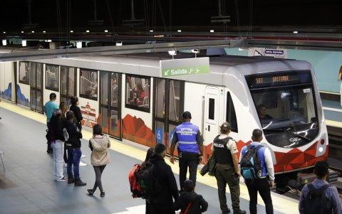 Alrededor de 171.000 pasajeros diarios tiene el metro de la capital.