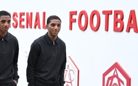 Los hermanos Edwin y Holger quintero, canteranos de IDV visitaron las instalaciones de Arsenal, en Londres, Inglaterra.