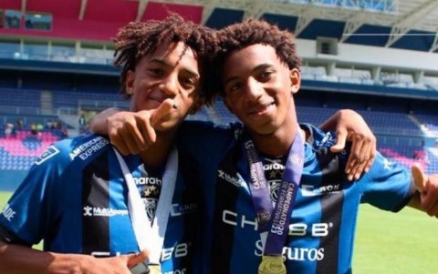 Nacidos en el 2009, los hermanos Quintero han brillado desde la sub-15 hasta la sub-19 de Independiente del Valle.
