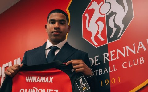 Elías Quiñónez, delantero ecuatoriano.