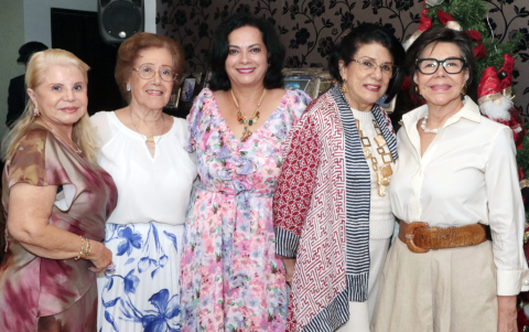 Mariana Bejarano, Anita García, Diana Guillén, Francia de Sadum y Silvia Rojas.