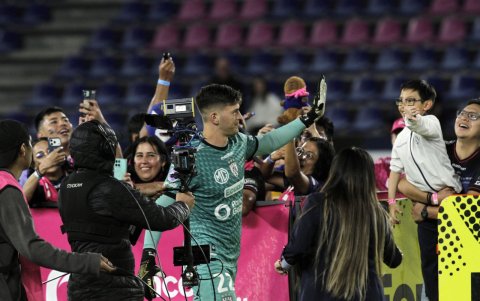 La aceptación de Villar con la hinchada rayada fue evidente la noche del sábado 6 de diciembre en el momento de la premiación final.