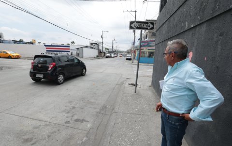 La calle Camilo Nevarez es sitio de accidentes semanales, según moradores.