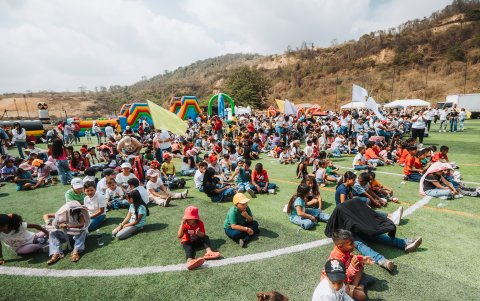 Donaciones y alianzas con empresas privadas hicieron posible que la jornada superara la meta de beneficiarios prevista para esta edición.