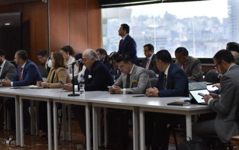 Audiencia del caso Sinohydro avanza con la revisión de cargos a 24 procesados por presunto cohecho.