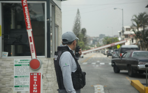 Un grupo de hombres armados sometió a los guardias de la urbanización Colinas de Los Ceibos y secuestró a uno de los residentes, el pasado 9 de diciembre