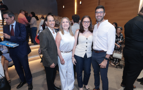 Álex Ycaza, Johanna de Ycaza, Daniela González y José Trujillo.