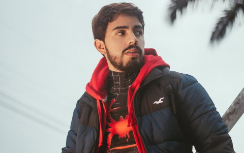 ASIMON denunció un presunto fraude por parte de una network en su pódcast, generando controversia en redes.