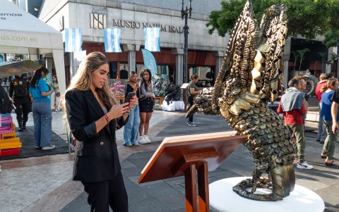 La exposición se presentó primero en Guayaquil, luego en Cuenca. Termina el año en Quito.