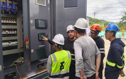 Un equipo técnico inspeccionó la central térmica Esmeraldas III.