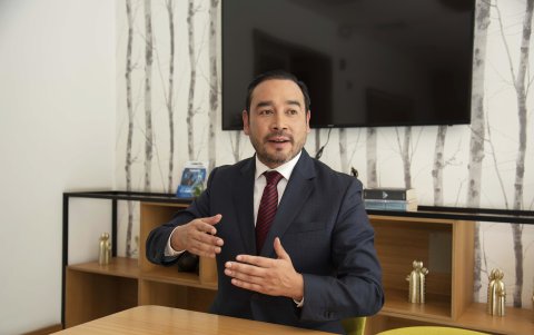 El asambleísta y jefe de bloque del correísmo, Juan Andrés González.