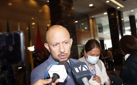 El asambleísta de ADN Andrés Castillo habló de la posibilidad de impulsar un juicio político contra Godoy.