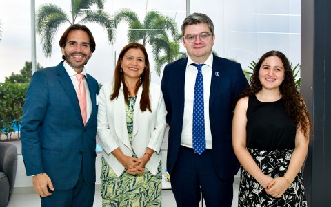 Marcelo Nath, Carol Henk, Mantas Jasevicius y Daniela Balda.