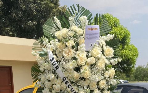 El homenaje de los hinchas del 'ídolo' hacia Mario Pineida.