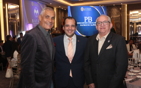 Fabricio Correa, Héctor Yépez y Luis Núñez.