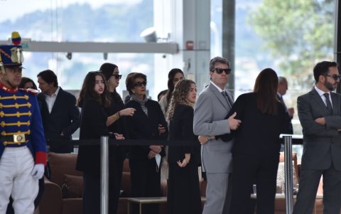 El Palacio de Cristal acogió desde el viernes 19 de diciembre una capilla ardiente abierta al público.