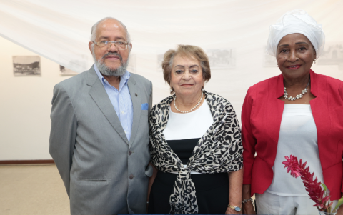 Germán Arteta, Laura de Arteta y Norma Quiñónez.