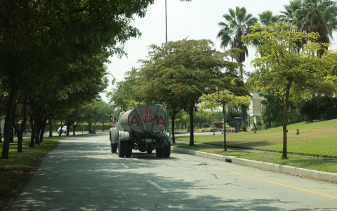 Tanquero por Mocolí.