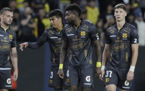 Jugadores de Barcelona tras la derrota contra Independiente del Valle