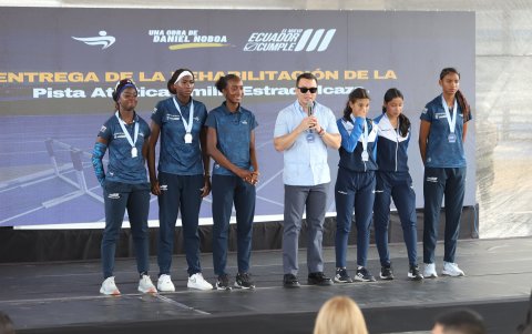 El presidente Noboa dijo que apuesta por fortalecer y mejorar las instalaciones deportivas.