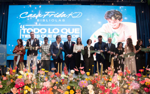 La iniciativa nace como el legado de Frida Klein de Deller, profundamente vinculada a la educación y la cultura, y fue impulsada por su hija, Hellen Deller.