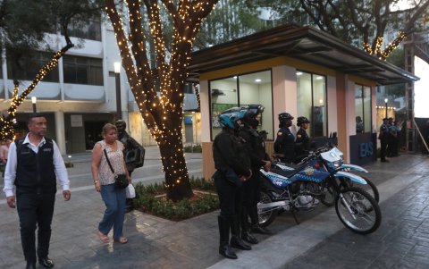En la Estación de Acción Segura (EAS) de la plaza San Francisco habrá 72 cámaras de videovigilancia, tres camionetas, dos motocicletas y un paramédico.