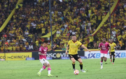 Octavio Rivero es titular habitual en Barcelona SC.