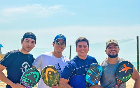 Carlos Josué Rodríguez (i), Mateo Lecaro, Beto Jairala y Daniel Montoya, jugadores de la última parada.