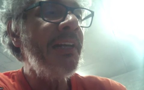 Jorge Glas está detenido en la cárcel del Encuentro, en Santa Elena, desde donde asistió a la audiencia de habeas corpus.