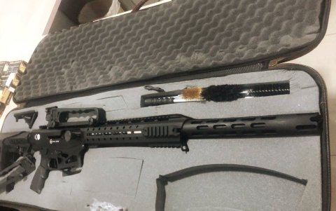 Evidencia incautada por la Policía en el operativo contra Jezdimir Srdan.