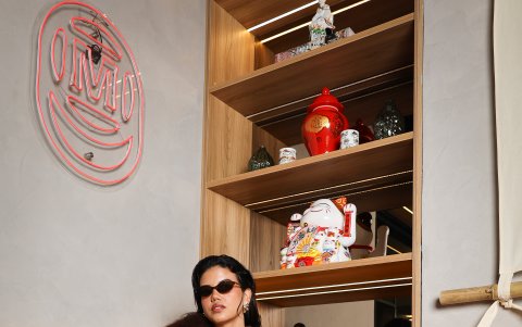 Su contenido es una mezcla de su día a día y gira alrededor de: mentalidad positiva, hábitos saludables, imagen personal e ideas de negocio.