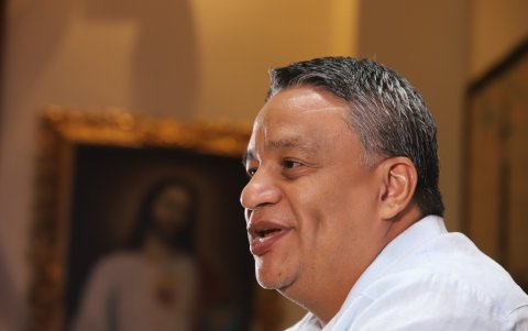 José Arévalo asegura que no tendrá ninguna relación política directa con Aquiles Álvarez ni con ningún otro alcalde, pero hace énfasis en que sí se mantendré vigente el trabajo institucional.