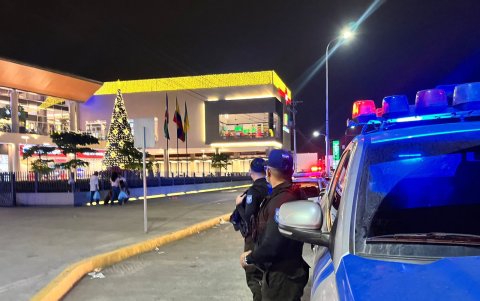 La persona atacada a tiros fue trasladada a una casa de salud.