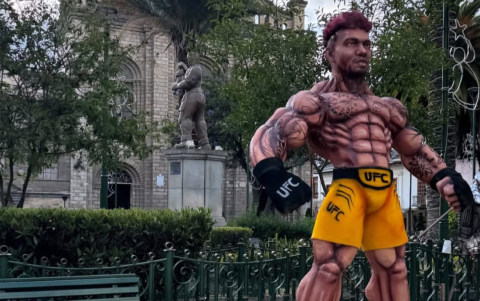 Desde diferentes ciudades del país destacan los monigotes de Michael Morales.