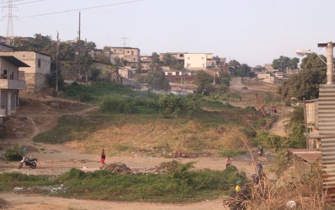En Flor de Bastión, la mitad de su población desconfía de quien vive al lado.