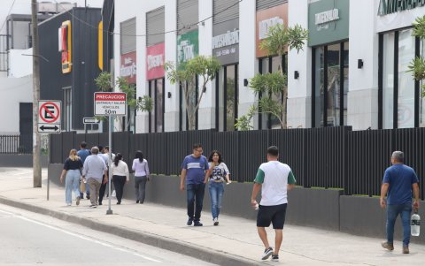La cercanía a avenidas como Benjamín Carrión convierte a La Alborada en un barrio práctico y activo. En esa arteria, por ejemplo, ahora hay edificios de oficina y plazas de entretenimiento.