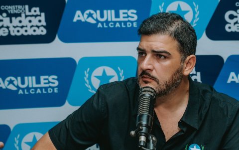 Aquiles Álvarez anunció que viajará a Quito para exigir su comparecencia ante el Pleno de la Asamblea Nacional..