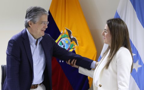 La exsecretaria de Comunicación de Guillermo Lasso asegura que existe una comunicación de campaña electoral, más que a una gubernamental.