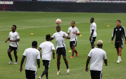 Emelec empezará la pretemporada 2026 entre el domingo 11 y lunes 12 de enero.