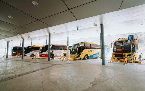 La nueva terminal terrestre de la vía a la costa comenzó a operar este jueves 8 de enero.