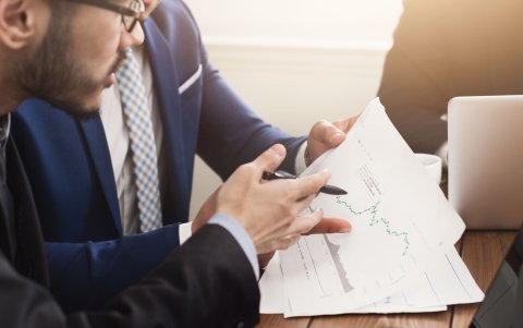 Los indicadores clásicos pueden ser positivos, pero no reflejar si el proyecto resolvió el problema que le dio origen.