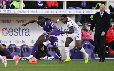 Pervis Estupiñán jugó 60 minutos en el empate 1-1 del AC Milan ante Fiorentina.