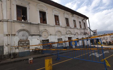 El 70% de la estructura colapsó y el resto del inmueble presenta un riesgo de desplome, según dijeron las autoridades.