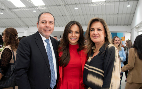 Diego Sánchez, María Susana Sánchez y Susana Cevallos.