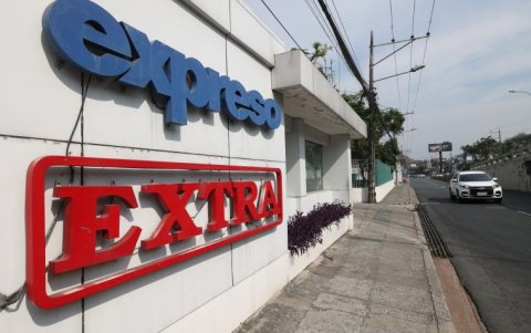EXPRESO y EXTRA continúan su labor periodística pese a denuncias de presión por parte del Gobierno ecuatoriano.