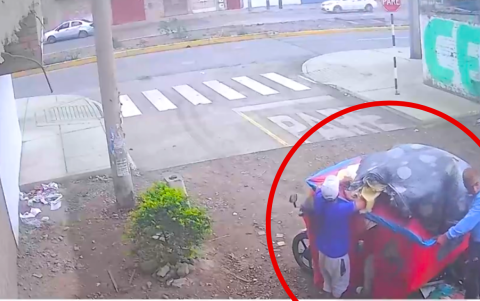 Cámaras de seguridad permitieron reconstruir el traslado del colchón en un mototaxi en Lima, Perú.